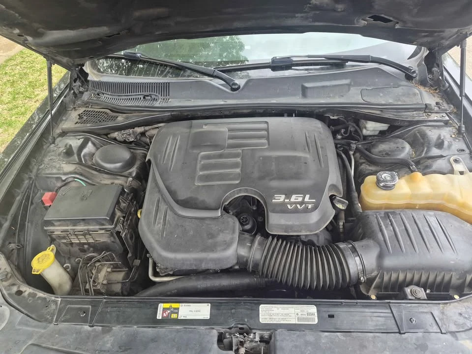2013 Dodge Challenger 3rd Gen - Image 7 of 15