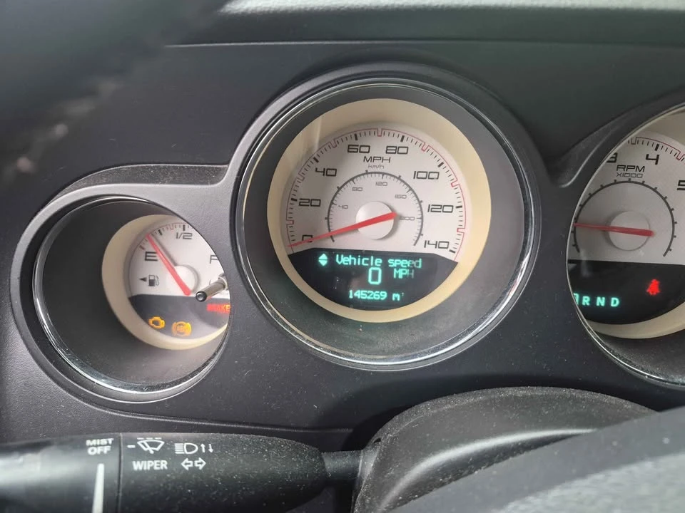 2013 Dodge Challenger 3rd Gen - Image 14 of 15