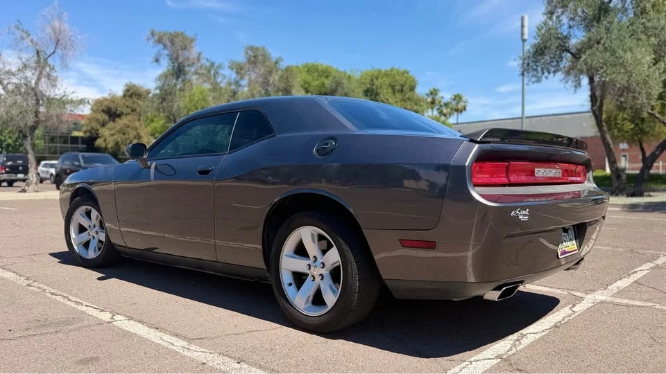 2013 Dodge Challenger 3rd Gen - Image 8 of 14