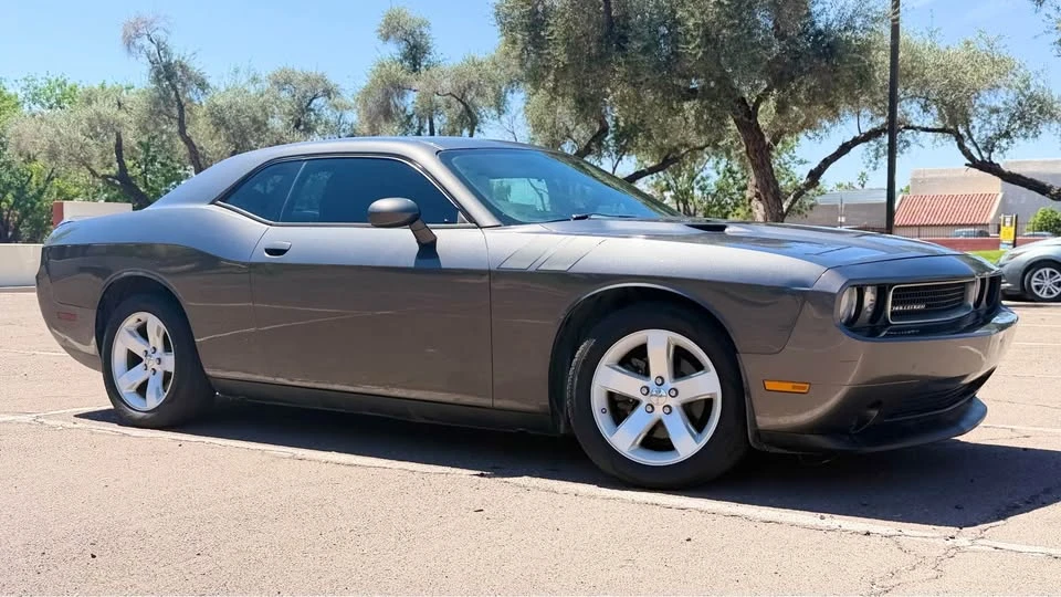 2013 Dodge Challenger 3rd Gen - Image 3 of 14