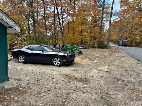 2013 Dodge Challenger SE Coupe 2D