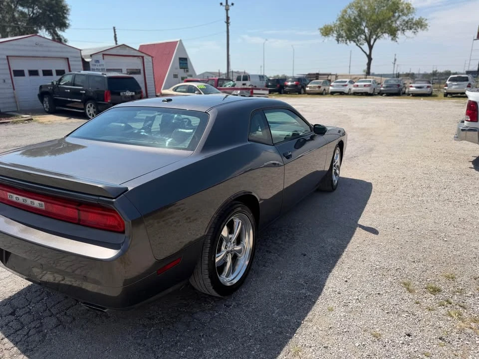 2013 Dodge Challenger 3rd Gen - Image 6 of 17