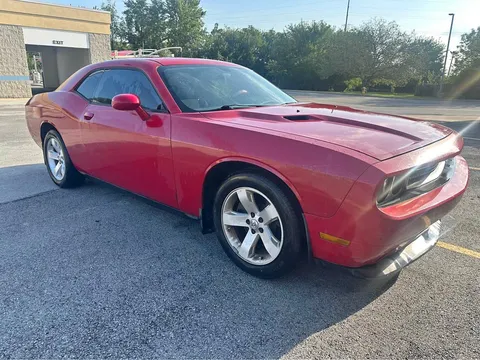 2013 Dodge Challenger SE Coupe 2D