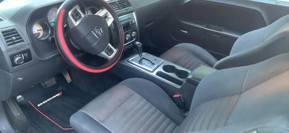 2013 Dodge Challenger 3rd Gen - Image 5 of 6