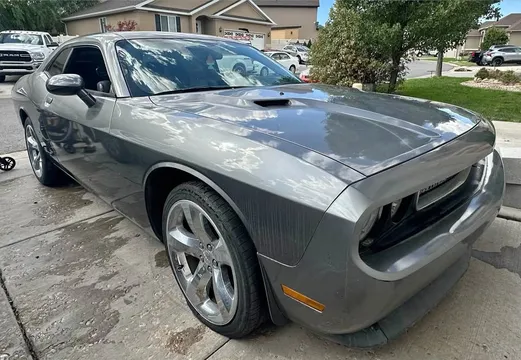 2013 Dodge Challenger SE Coupe 2D