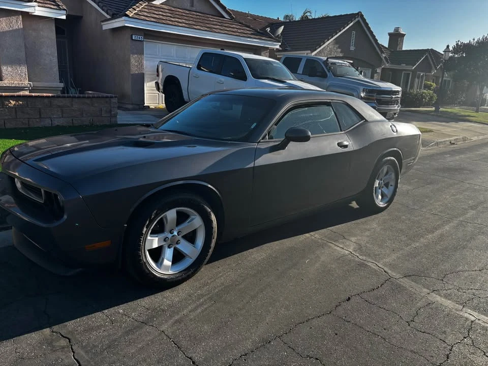 2013 Dodge Challenger 3rd Gen - Image 2 of 8