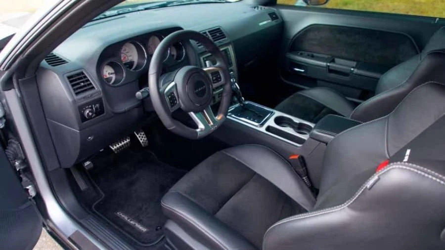 2013 Dodge Challenger SRT8 & 392 3rd Gen - Image 4 of 12