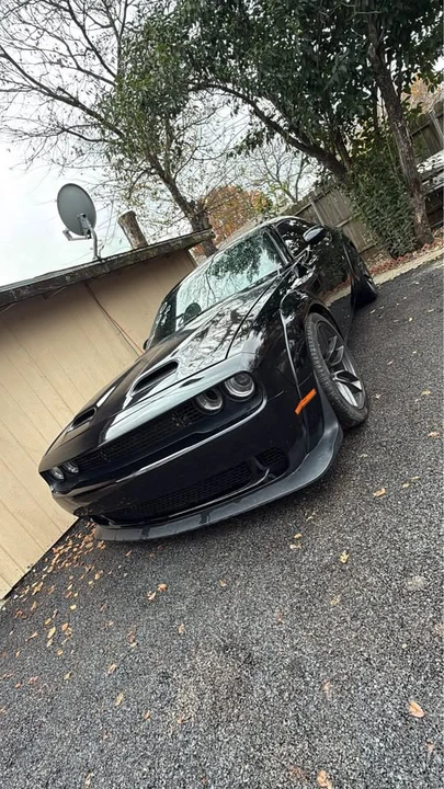 2013 Dodge Challenger SRT Hellcat 3rd Gen - Image 2 of 6