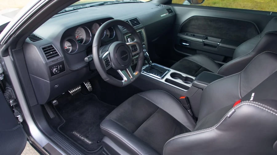 2013 Dodge Challenger SRT8 & 392 3rd Gen - Image 4 of 20