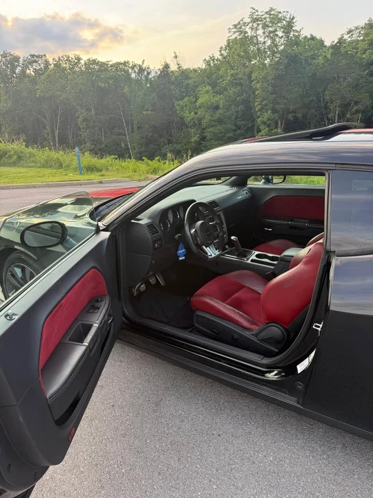 2013 Dodge Challenger SRT8 & 392 3rd Gen - Image 7 of 14