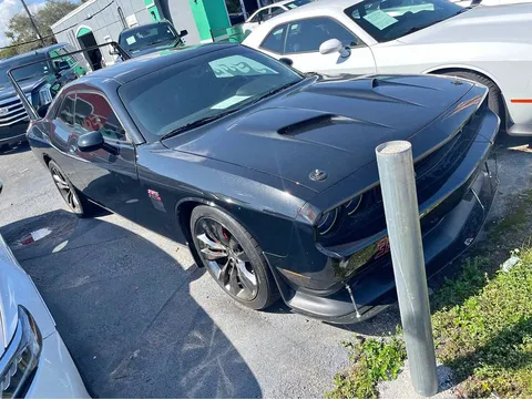 2013 Dodge Challenger SRT8 392 Coupe 2D