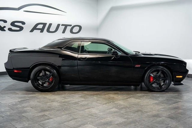 2013 Dodge Challenger SRT8 & 392 3rd Gen - Image 6 of 19