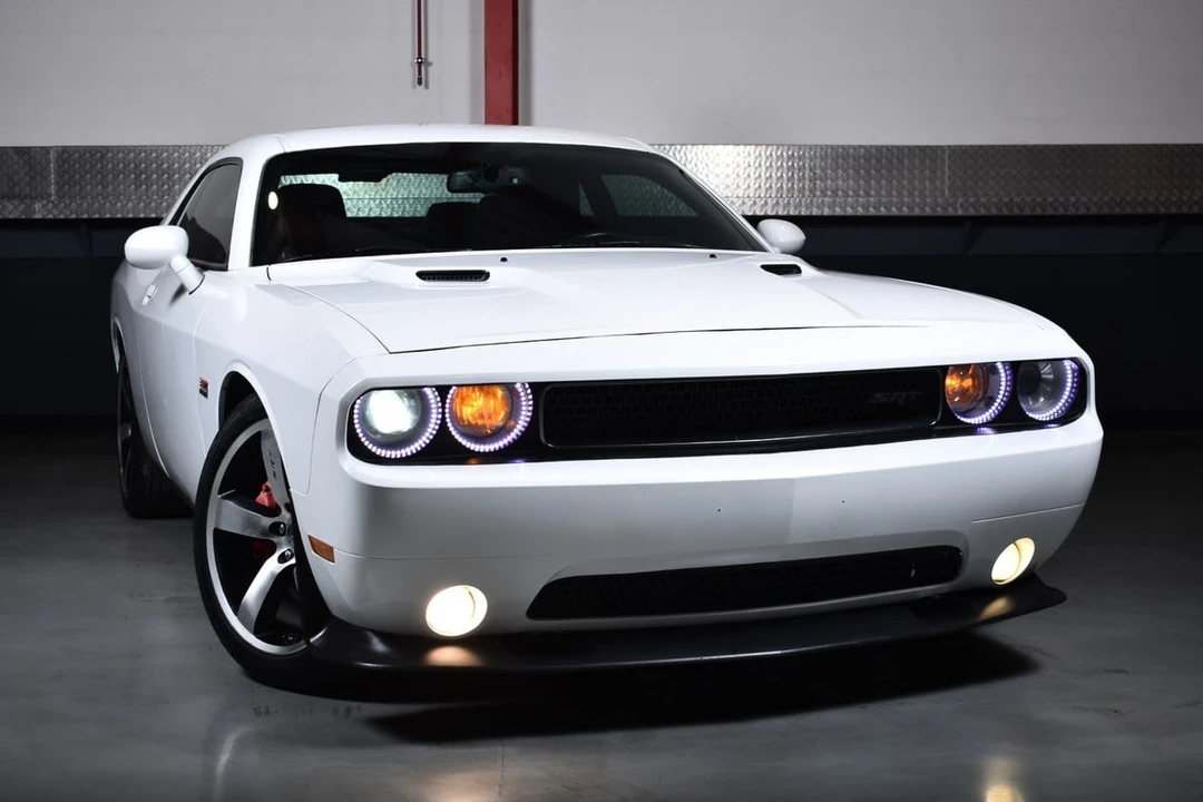 2013 Dodge Challenger SRT8 & 392 3rd Gen - Image 8 of 30