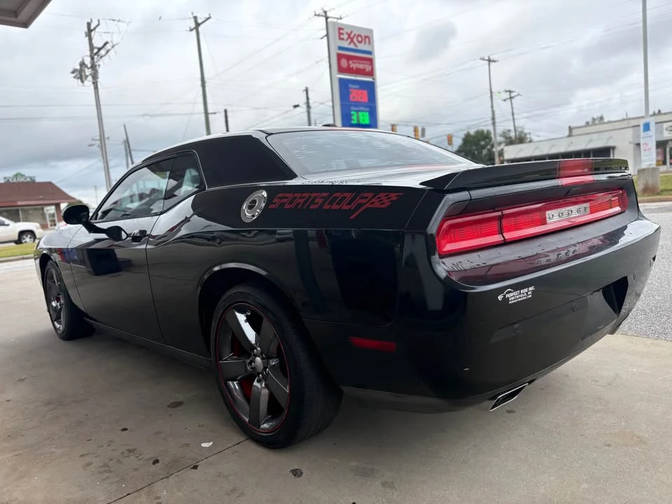 2013 Dodge Challenger 3rd Gen - Image 3 of 10