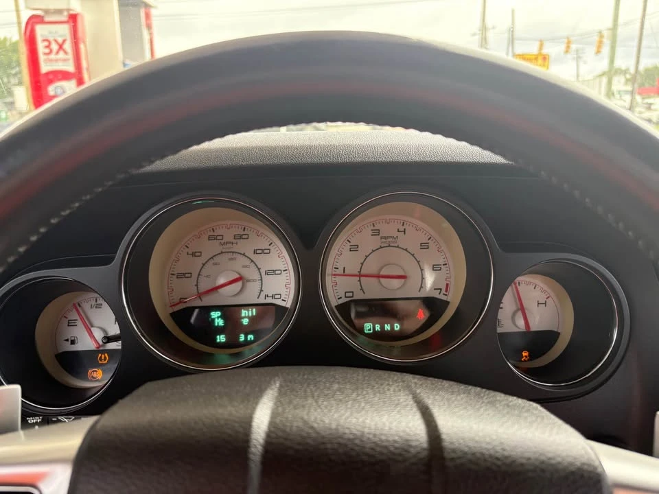 2013 Dodge Challenger 3rd Gen - Image 9 of 10