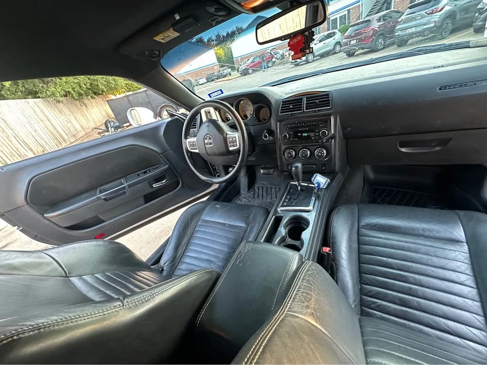 2013 Dodge Challenger 3rd Gen - Image 9 of 16