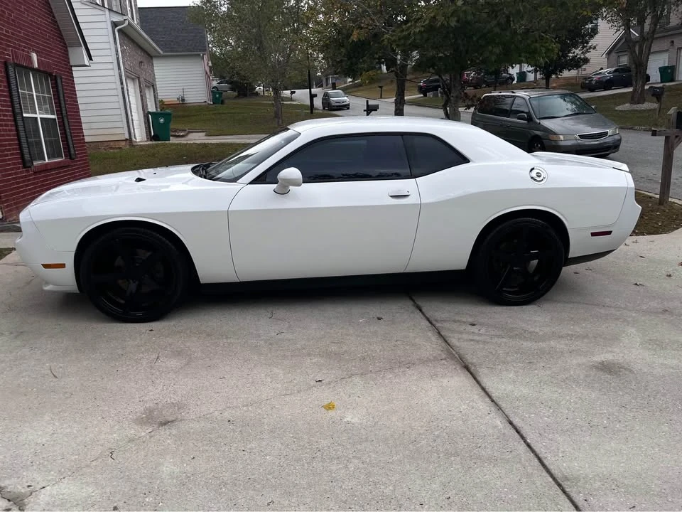 2013 Dodge Challenger 3rd Gen - Image 9 of 14