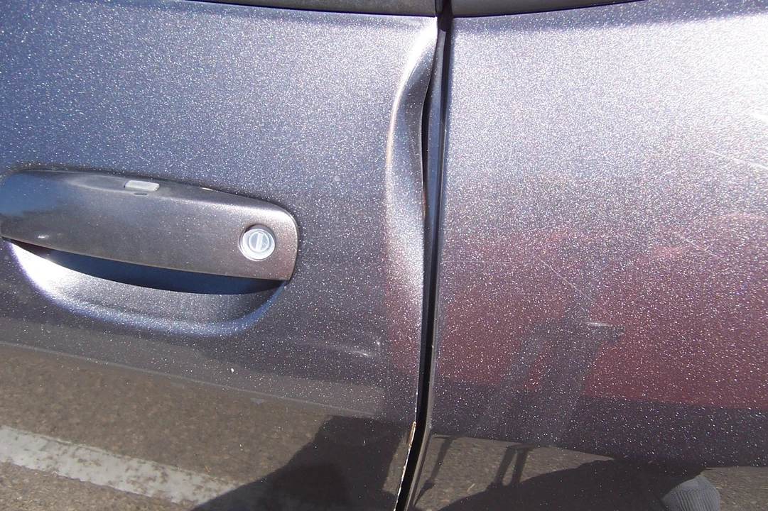 2013 Dodge Challenger 3rd Gen - Image 10 of 15