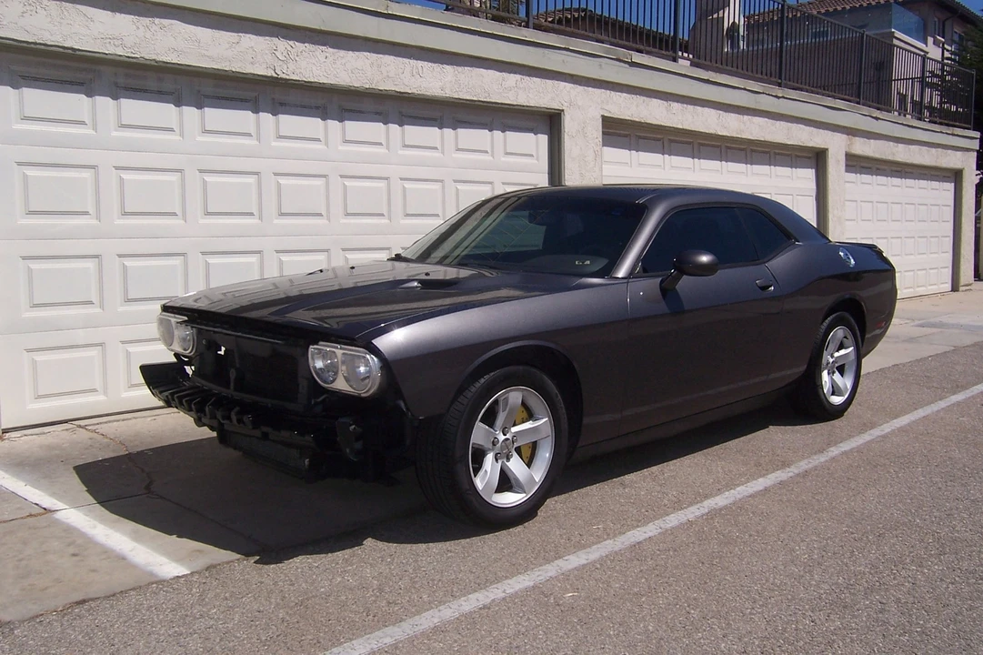 2013 Dodge Challenger 3rd Gen - Image 2 of 15