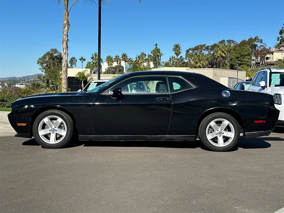 2013 Dodge Challenger 3rd Gen - Image 6 of 12