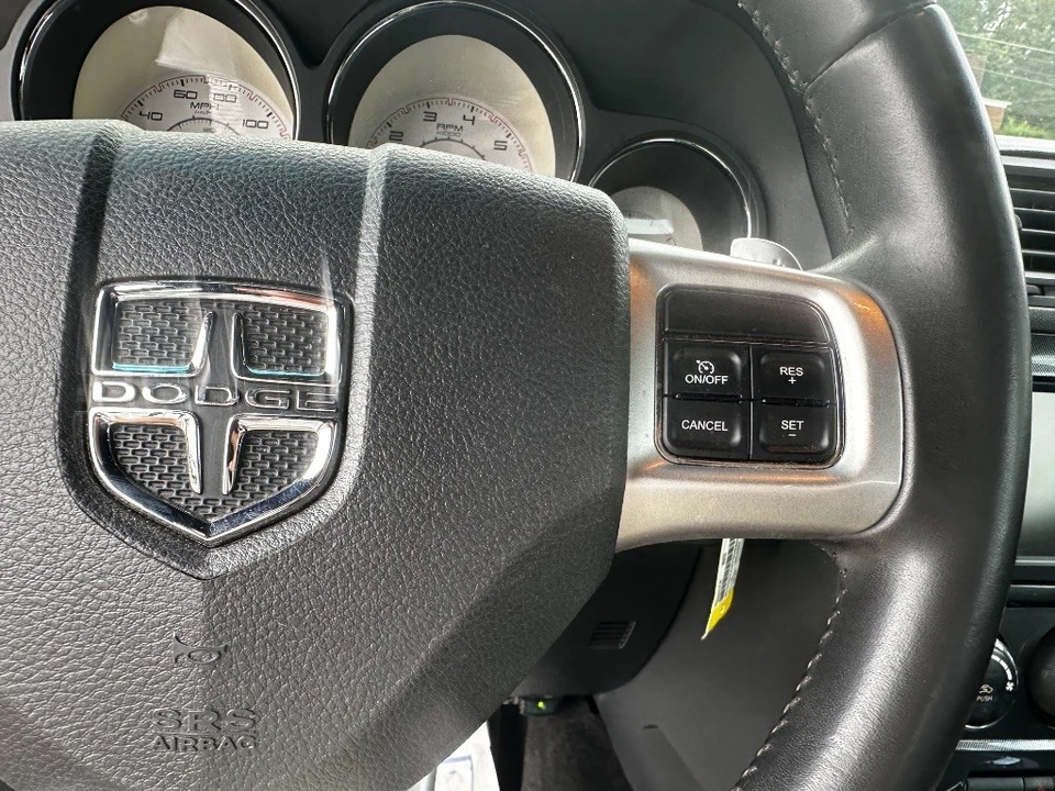 2013 Dodge Challenger 3rd Gen - Image 18 of 21