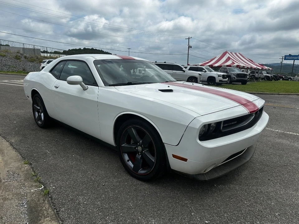 2013 Dodge Challenger 3rd Gen - Image 3 of 21