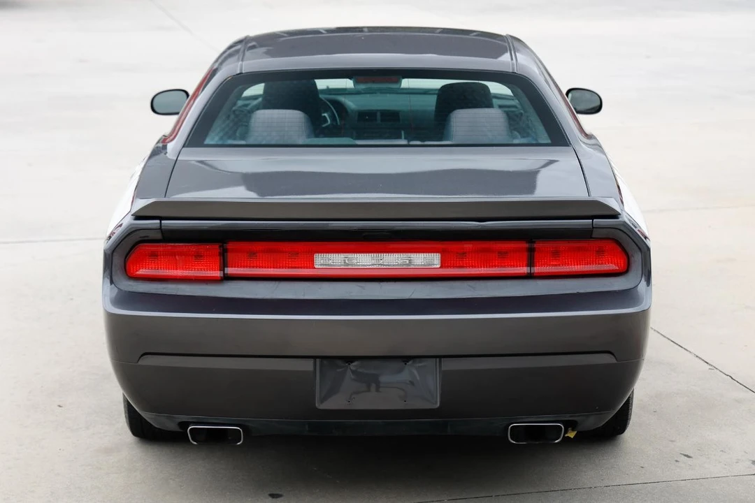2013 Dodge Challenger 3rd Gen - Image 9 of 31