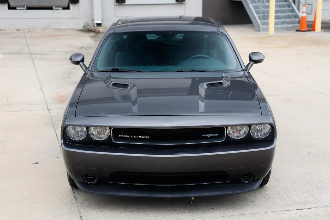 2013 Dodge Challenger 3rd Gen - Image 19 of 31