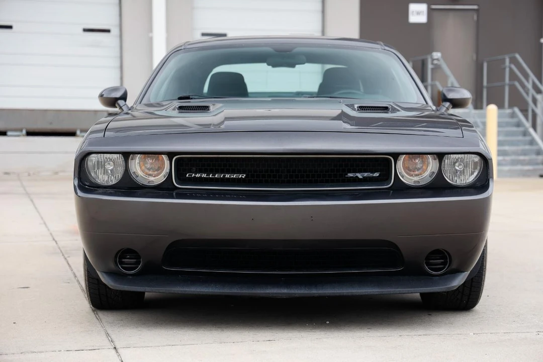 2013 Dodge Challenger 3rd Gen - Image 17 of 31