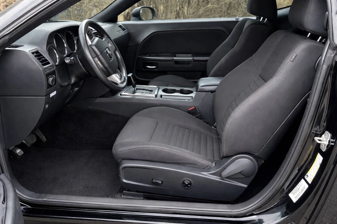 2013 Dodge Challenger 3rd Gen - Image 8 of 8