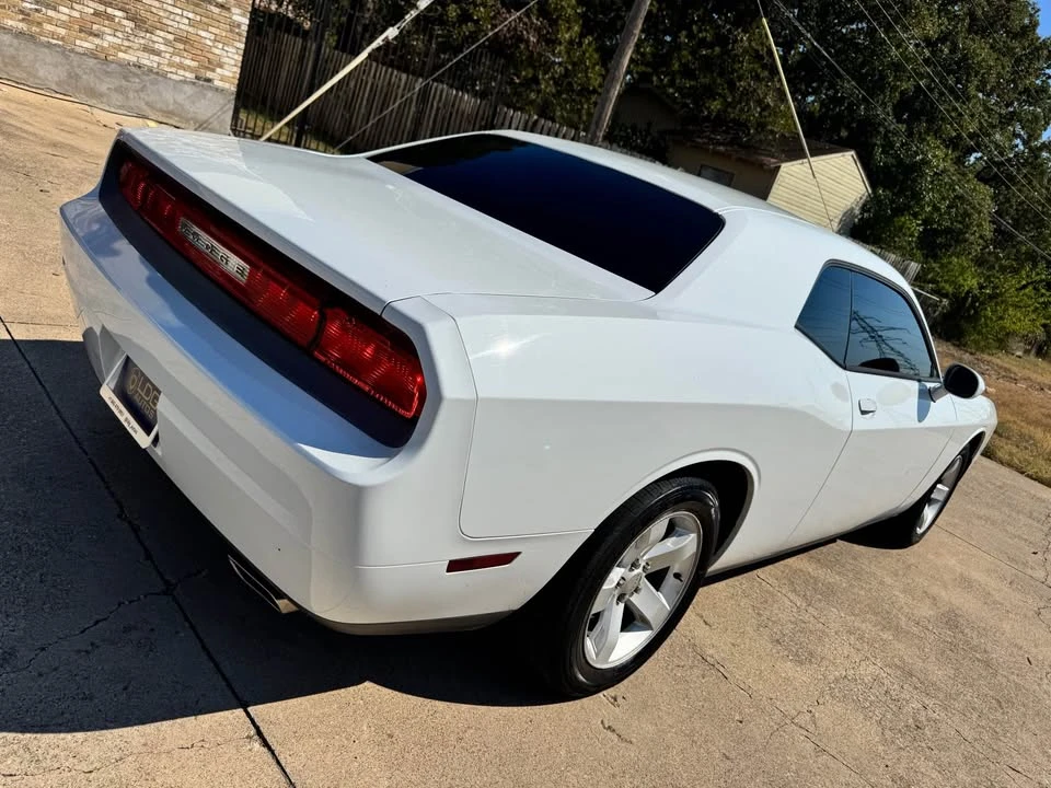 2013 Dodge Challenger 3rd Gen - Image 4 of 9