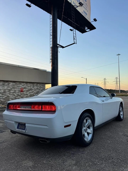 2013 Dodge Challenger 3rd Gen - Image 2 of 10