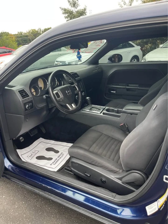 2013 Dodge Challenger 3rd Gen - Image 5 of 11