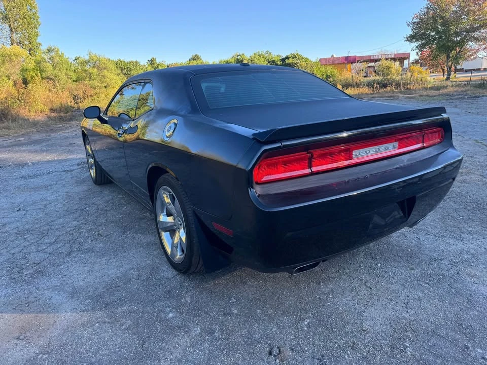 2013 Dodge Challenger 3rd Gen - Image 7 of 15