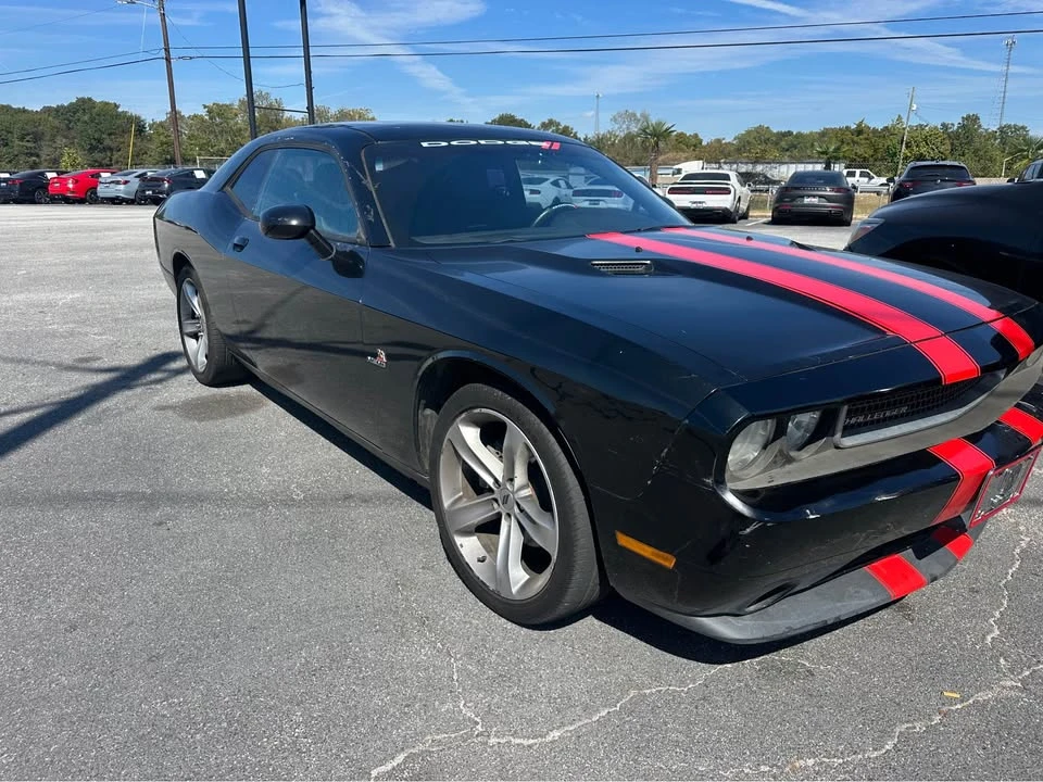 2013 Dodge Challenger 3rd Gen - Image 2 of 8