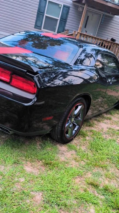 2013 Dodge Challenger 3rd Gen - Image 3 of 8