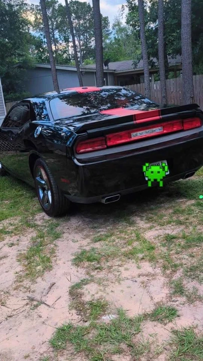 2013 Dodge Challenger 3rd Gen - Image 2 of 8