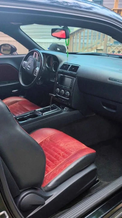 2013 Dodge Challenger 3rd Gen - Image 7 of 8