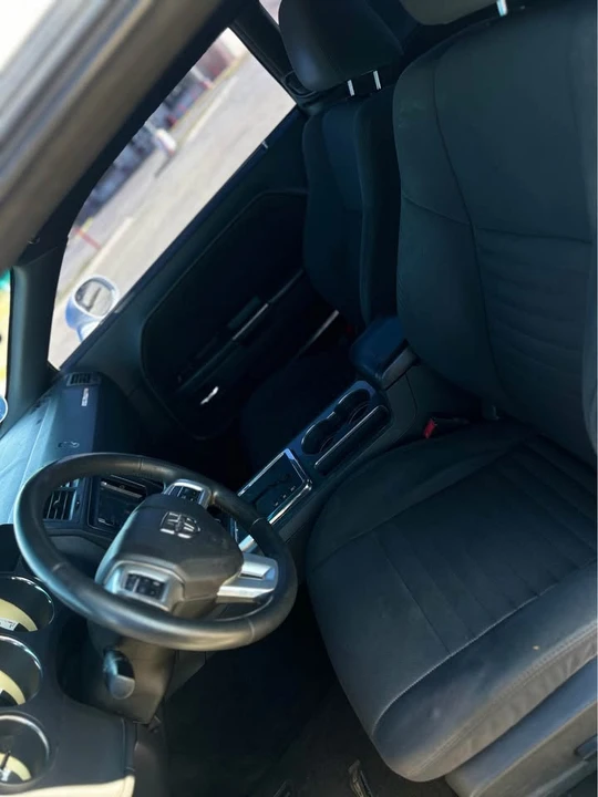 2013 Dodge Challenger 3rd Gen - Image 7 of 8
