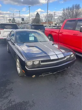 2013 Dodge Challenger SXT Coupe
