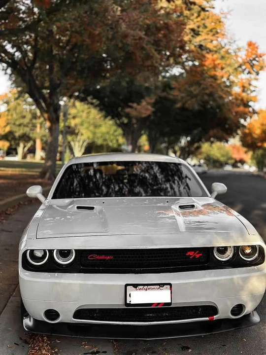 2013 Dodge Challenger 3rd Gen - Image 3 of 12