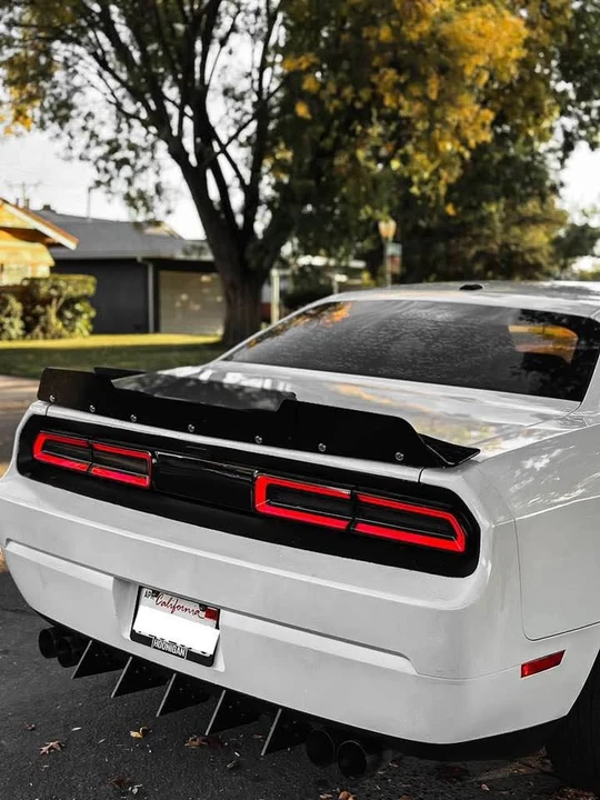 2013 Dodge Challenger 3rd Gen - Image 8 of 12