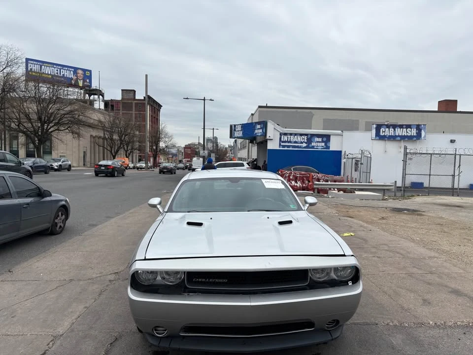 2013 Dodge Challenger 3rd Gen - Image 2 of 7