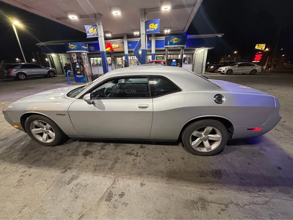 2013 Dodge Challenger 3rd Gen - Image 2 of 7