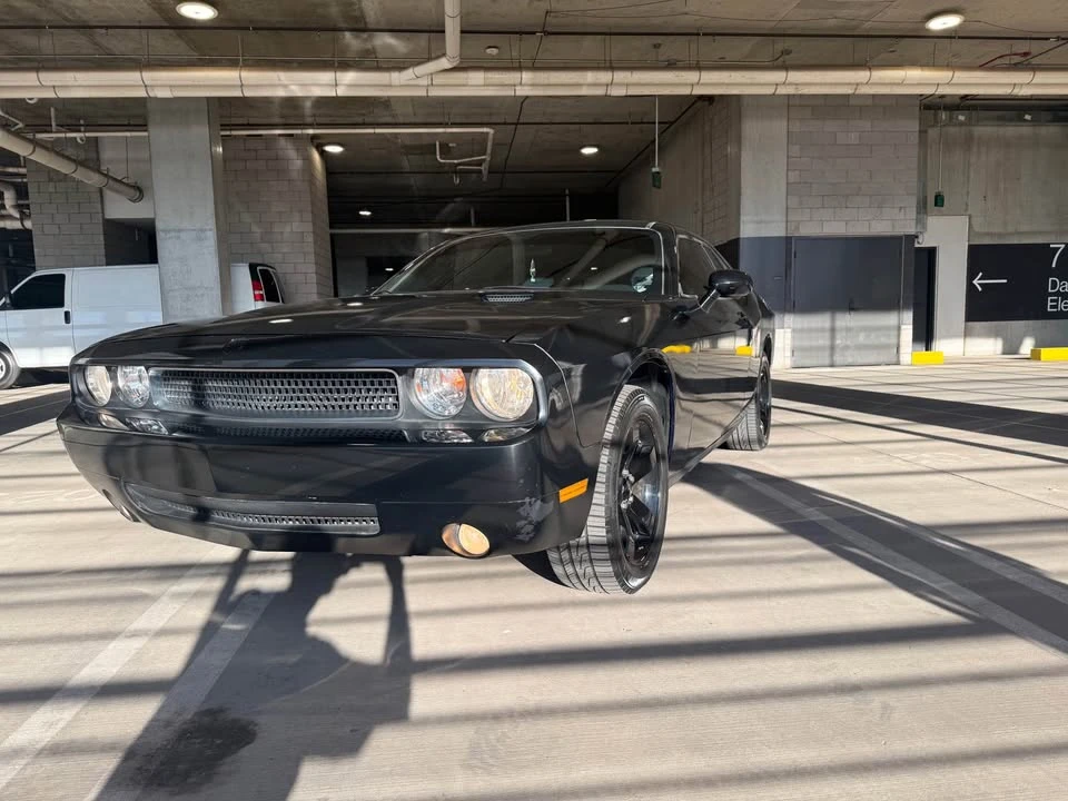 2013 Dodge Challenger 3rd Gen - Image 7 of 9