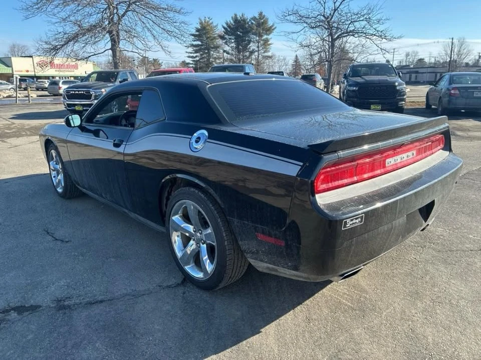 2013 Dodge Challenger 3rd Gen - Image 3 of 9