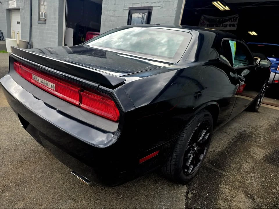 2013 Dodge Challenger 3rd Gen - Image 4 of 12