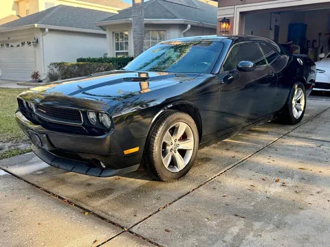 2013 Dodge Challenger SXT Coupe 2D