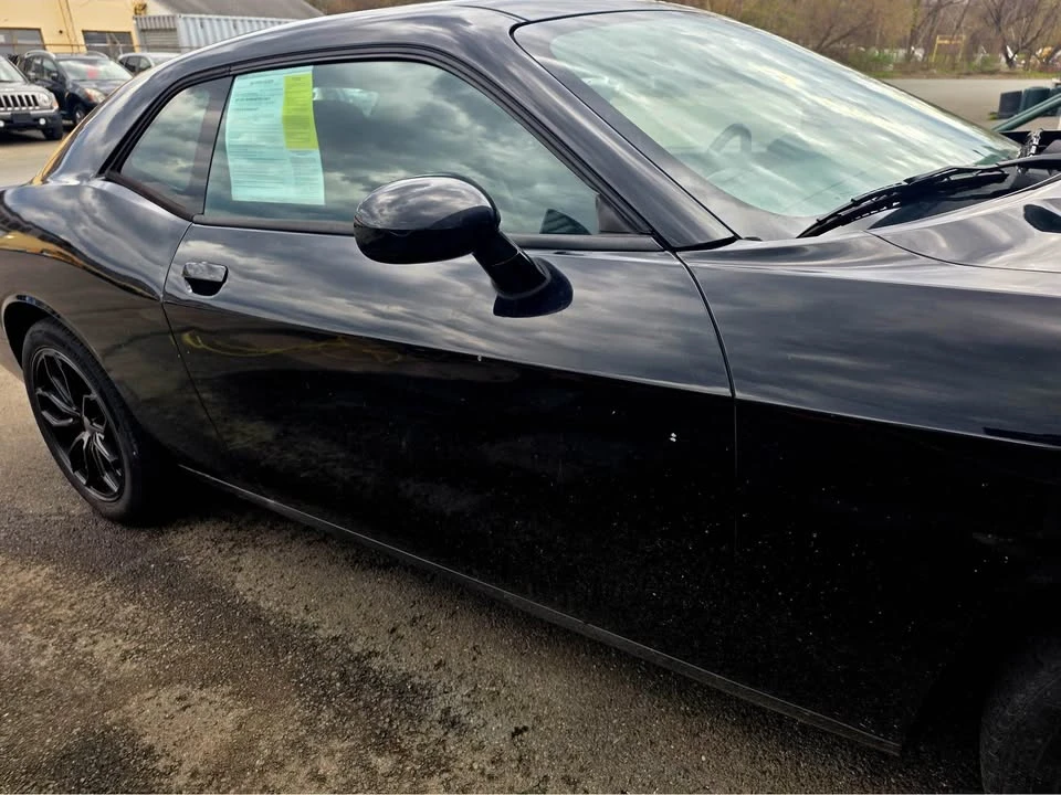 2013 Dodge Challenger 3rd Gen - Image 5 of 12