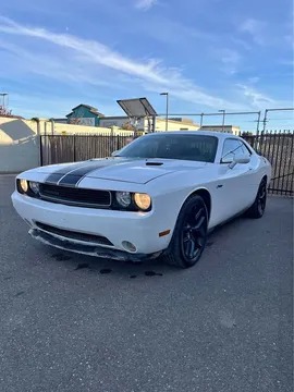 2013 Dodge Challenger SXT